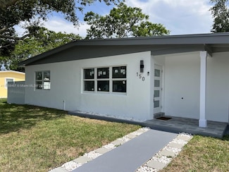 150 SE Castana Ct, Port Saint Lucie, FL 34983