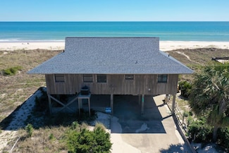 716 E Gorrie Dr, Eastpoint, FL 32328