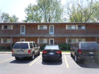 1805 W Hatherleigh Ct Unit 2D, Mount Prospect, IL 60056