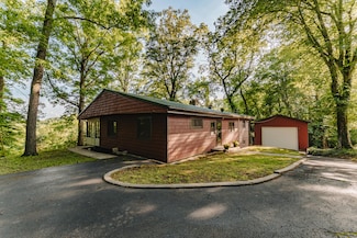 8522 S Hwy 1680, Jamestown, KY 42629