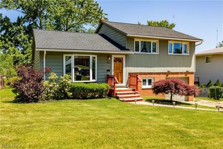 3510 Hetzel Dr, Cleveland, OH 44134