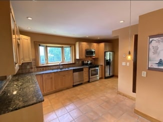 24 Sunset Hill Rd Unit 2, West Roxbury, MA 02132