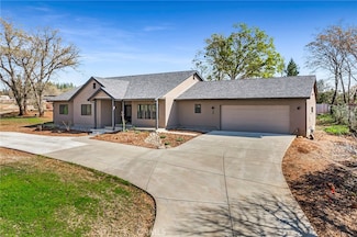 240 Redbud Dr, Paradise, CA 95969