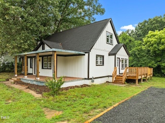 527 Cornelius St, Hillsborough, NC 27278