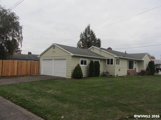 2792 Chester Ave NE, Salem, OR 97301