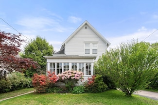 64 Chapel St, Norwood, MA 02062
