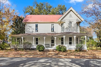 200 Albright Ave, Graham, NC 27253