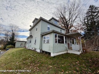 327 Greenwood Ave, Clarks Summit, PA 18411