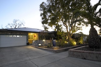681 E Scott Ave, Fresno, CA 93710