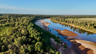 E 670th Rd, Yale, OK 74085