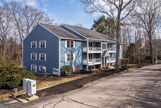 7 Stoneridge Ln Unit 4, York, ME 03909