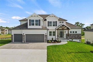 1027 Jasmine Dr, Liberty, MO 64068