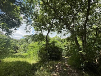 825 NE 149th St, North Miami, FL 33161