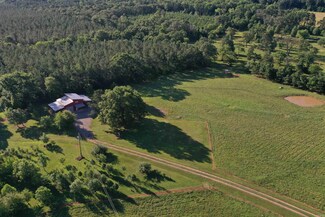 4725 Spring Lake Rd, New Blaine, AR 72851