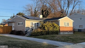 900 Southridge Rd, Catonsville, MD 21228