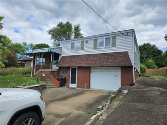 902 Lynda Ln, North Versailles, PA 15137