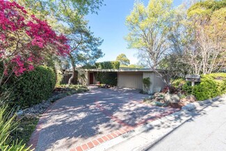130 Lucero Way, Portola Valley, CA 94028