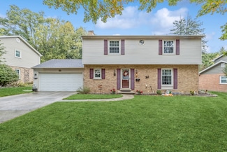 961 N Arrowhead Dr, Palatine, IL 60074