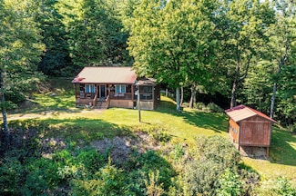 805 Deer Crossing Ln, Lenoir, NC 28645