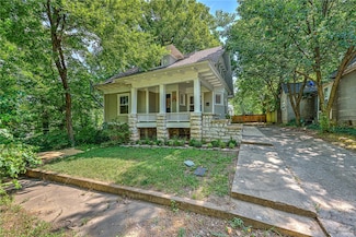 413 S Madison St, Siloam Springs, AR 72761