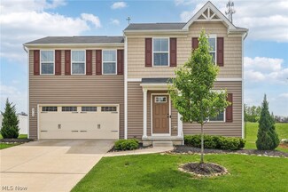 2712 Himelrigh Blvd, Barberton, OH 44203