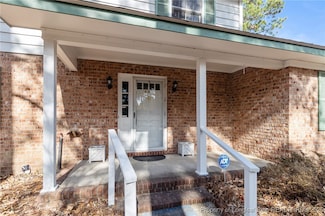 409 Southwick Dr, Fayetteville, NC 28303