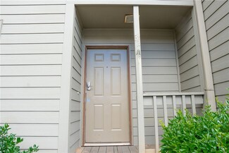 343 Old Greenville Hwy Unit 32, Clemson, SC 29631