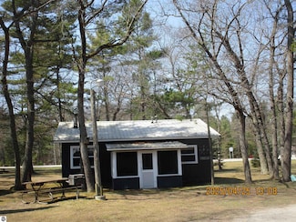 975 N Huron Rd Unit 8, East Tawas, MI 48730