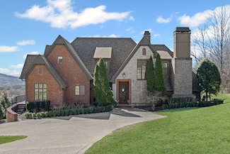 513 Legends Ridge Ct, Franklin, TN 37069