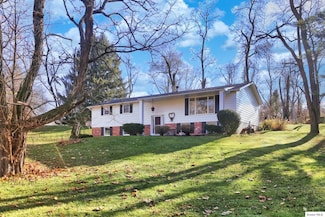 11810 Woodview Ln, Fredericktown, OH 43019