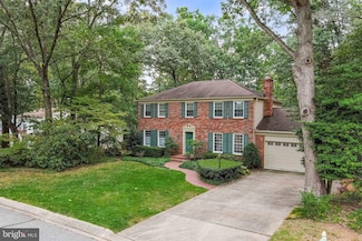 620 Bay Hills Dr, Arnold, MD 21012