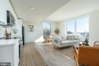 1130 N Delaware Ave Unit 302, Philadelphia, PA 19125