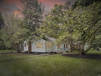 2425 Ojibway Trail, Fort Wayne, IN 46809