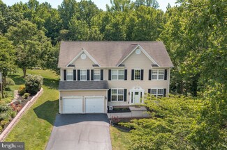 120 Grovefield Ln, Owings, MD 20736