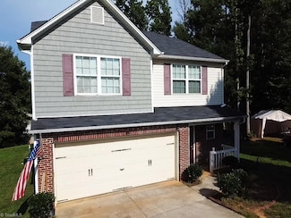 2922 Mimosa Ct, Randleman, NC 27317