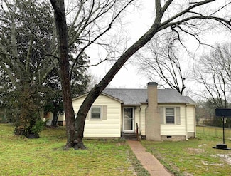 315 Hillcrest Cir, Florence, AL 35630