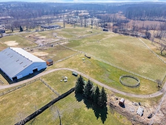 58191 8 Mile Rd, Northville, MI 48167