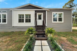 4536 N Elm Dr, Crystal River, FL 34428