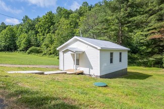 1106 Easy Dr NW, Willis, VA 24380