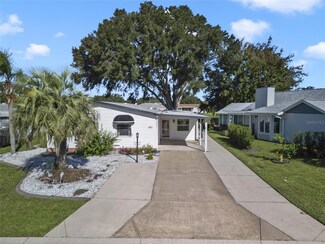 703 Turnberry Ln, Lady Lake, FL 32159