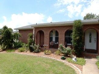 48 Luzern Ln, Tell City, IN 47586