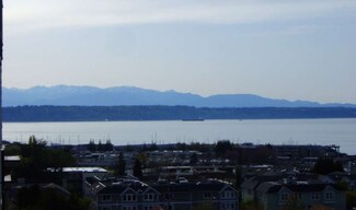 546 Alder St Unit 202, Edmonds, WA 98020