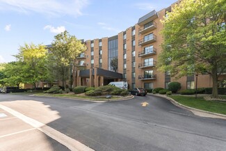 700 N Bruce Ln Unit 612, Glenwood, IL 60425