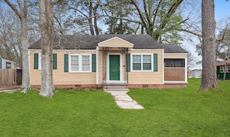422 S 12th Ave, Hattiesburg, MS 39401