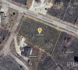 26400 Jacaranda Dr, Bear Valley Springs, CA 93561