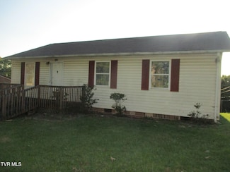 106 Fairview St, Richlands, VA 24641