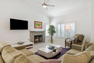 2340 N Paseo de Anza, Palm Springs, CA 92262