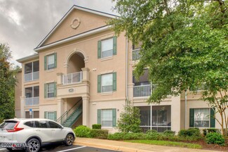 8601 Beach Blvd Unit 512, Jacksonville, FL 32216