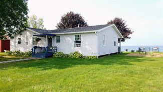 11573 Goetze Ln Unit 8, Lyndonville, NY 14098