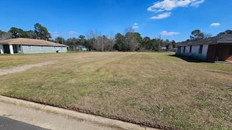 2220 S Jackson St, Albany, GA 31701